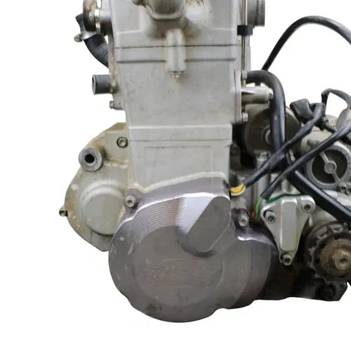 2000 - 2003 KTM 520 EXC ENGINE CYLINDER HEAD STOCK SILVER *30 DAY WARRANTY*