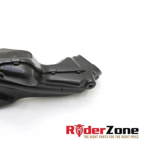 2007 2008 SUZUKI GSXR1000 AIR DUCTS RAM TUBE INTAKE GRILL LEFT RIGHT BLACK
