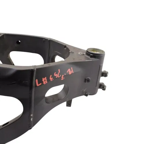 2006 2007 SUZUKI GSXR750 FRAME CHASSIS MAIN BLACK STRAIGHT STOCK