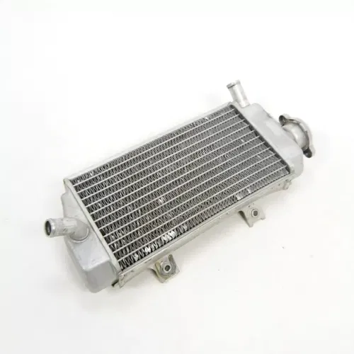 05 Honda CRF450R CRF450 Engine Cooling Right Fill Side Radiator [BJ]