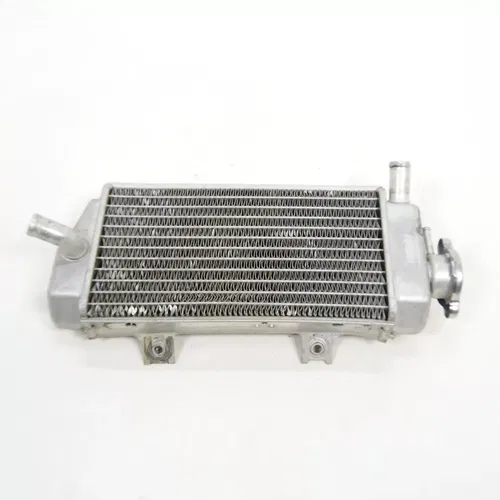 05 Honda CRF450R CRF450 Engine Cooling Right Fill Side Radiator [BJ]