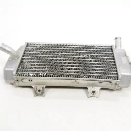 05 Honda CRF450R CRF450 Engine Cooling Right Fill Side Radiator [BJ]