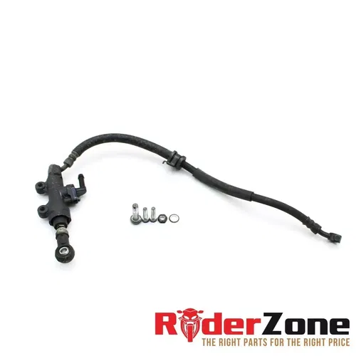 2004 2005 HONDA CBR1000RR REAR MASTER CYLINDER & BACK RESERVOIR TANK BRAKE HOSE