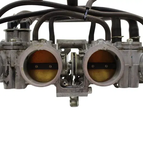 2012 - 2016 HONDA CBR1000RR THROTTLE BODY MAIN FUEL INJECTORS THROTTLE BODIES
