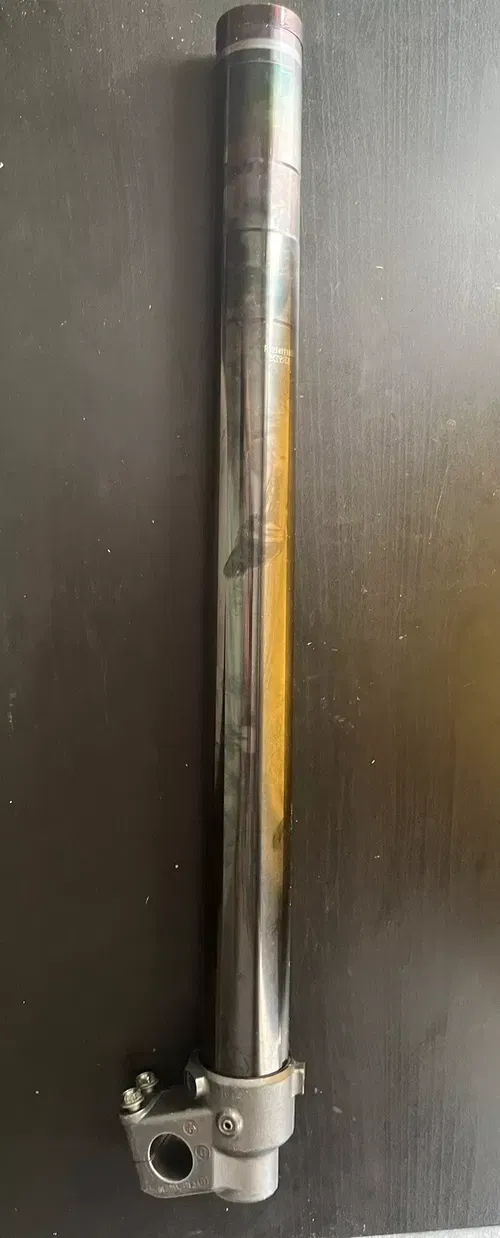 KYB Right Fork Leg