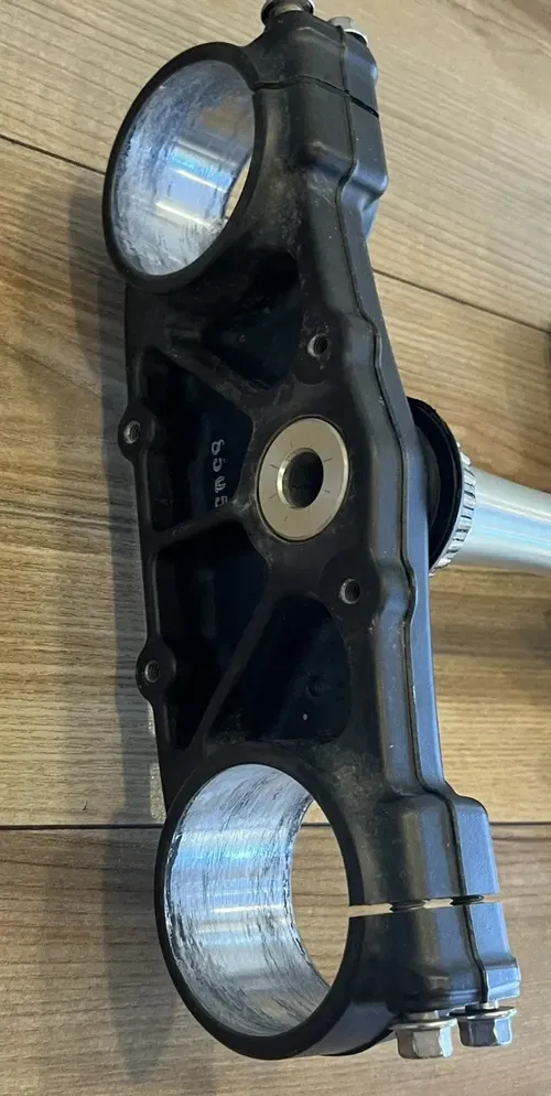 2024 YZ450F Triple Clamps OEM Tripe Tree Clamp Bar Mounts Yamaha YZ450 YZ 450F