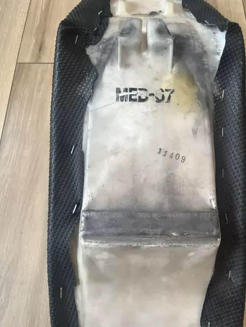 02 - 07 2002 HONDA CRF450R SEAT ASSEMBLY FOAM PAN COVER OEM