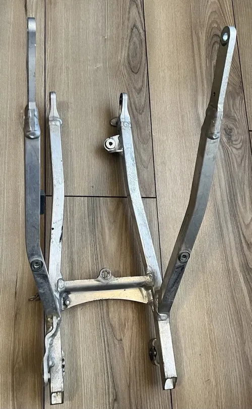 OEM 19-23 KAWASAKI KX 450 KX450 / 21-23 KX 250 KX250 SUBFRAME SUB FRAME RAIL