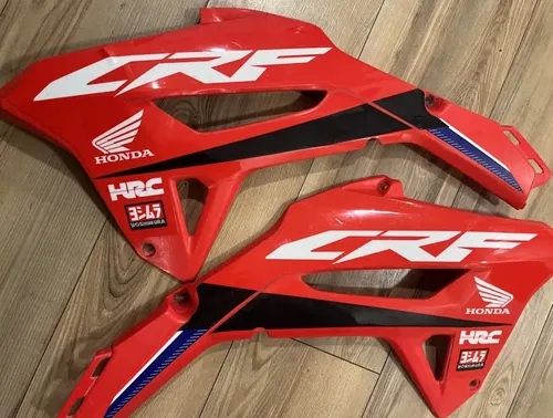 2021-2024 Honda CRF450R Red Plastics Kit 2022-2024 CRF250R Fenders Shrouds