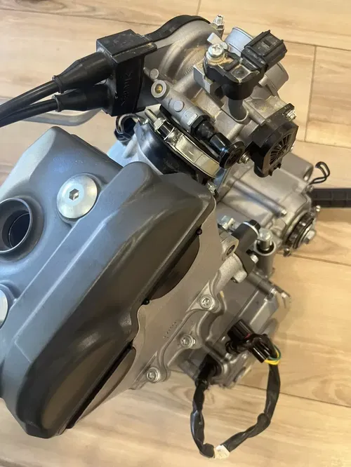 2022 SUZUKI RMZ450 ENGINE MOTOR CYLINDER HEAD CRANK TRANSMISSION OEM