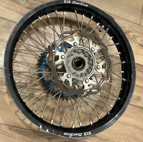 *** Dented *** 14-17 YAMAHA YZ450F Excel REAR BACK WHEEL RIM