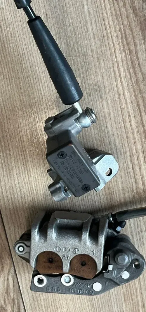 2013 SUZUKI RMZ450 FRONT BRAKE ASSEMBLY