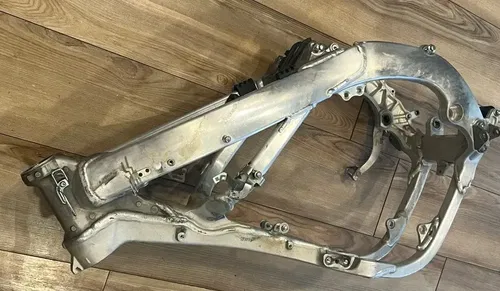2023 YAMAHA YZ 250F FRAME MAIN CHASSIS