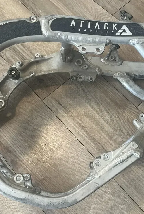 OEM 21-22 Honda Main Frame Chassis W/T 22-23 CRF250R CRF250RX
