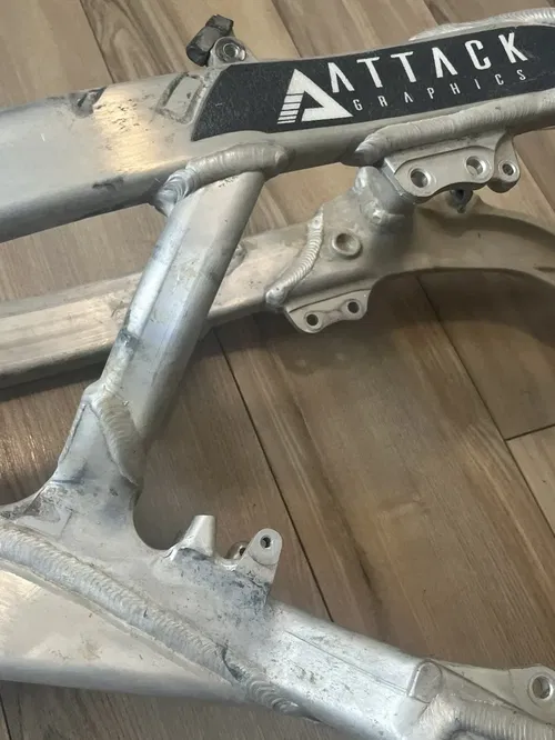 OEM 21-22 Honda Main Frame Chassis W/T 22-23 CRF250R CRF250RX