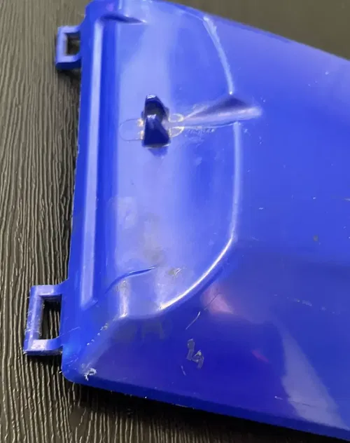 USED OEM 18-22 YAMAHA YZ450F / 19-22 YZ250F BLUE AIR FILTER BOX LID COVER