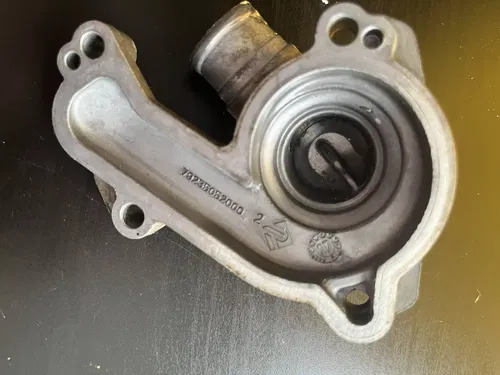 2016-2019 KTM 350 SX-F/XC-F WATER PUMP COVER OEM