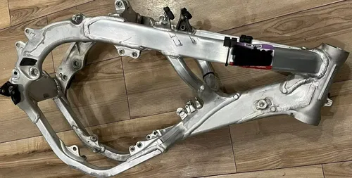 2022 HONDA Works EDITION CRF450RWE OEM FRAME CHASSIS