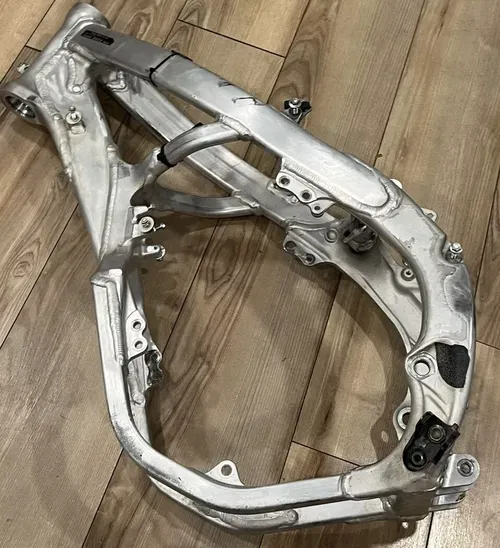 2022 HONDA Works EDITION CRF450RWE OEM FRAME CHASSIS