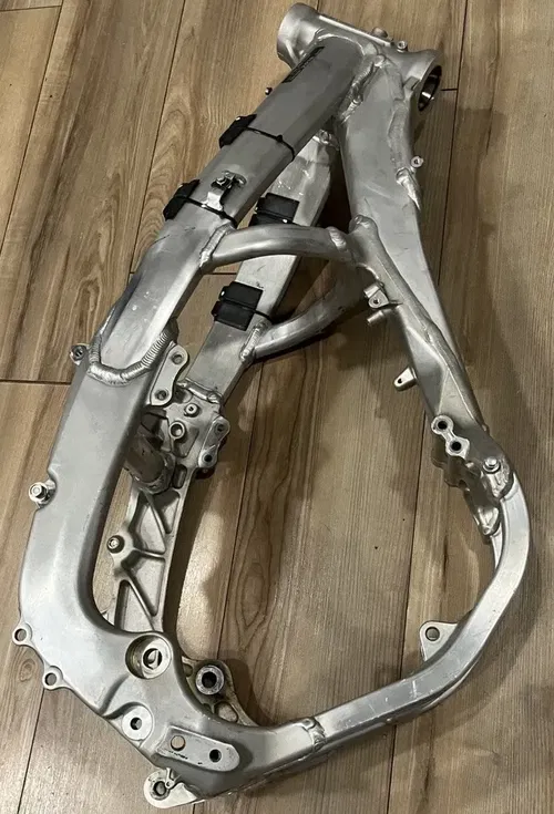 2018 Honda CRF450R OEM Frame (Main Chassis Stock '18 CRF 450R Used Straight)