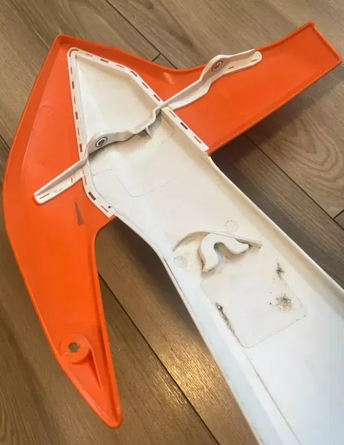 KTM OEM LEFT SIDE RADIATOR COVER PANEL SPOILER PLASTIC SHROUD 250 450 SX-F SXF