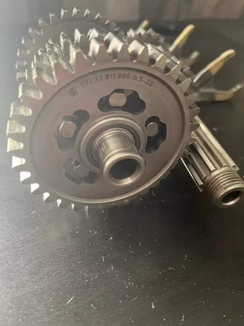 2019-2021 ktm 250 sxf ENGINE TRANSMISSION TRANNY ASSEMBLY GEARS