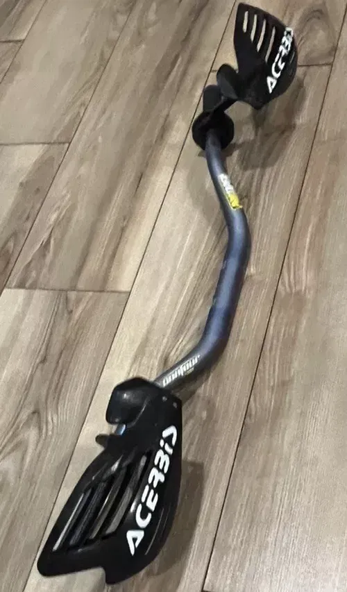 SE 7/8" Handlebar Henry/Reed-Bend Jet - Black ProTaper 025242