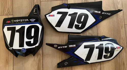 YAMAHA NUMBER PLATE W/ GRAPHICS DECALS 2019 YZ450F