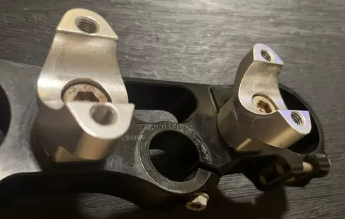 2012 ktm Top triple clamp