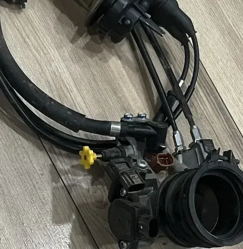 2022 Honda CRF450R Throttle Body OEM 16400-MKE-AF1