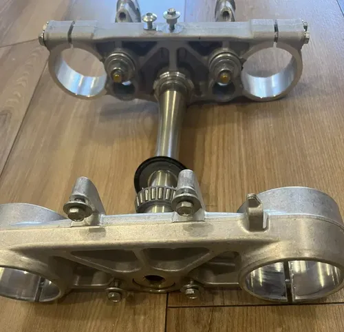 NEW 2021 - 2024 Honda CRF450R OEM Triple Clamps CRF250R 2022 - 2024 CRF 250 450