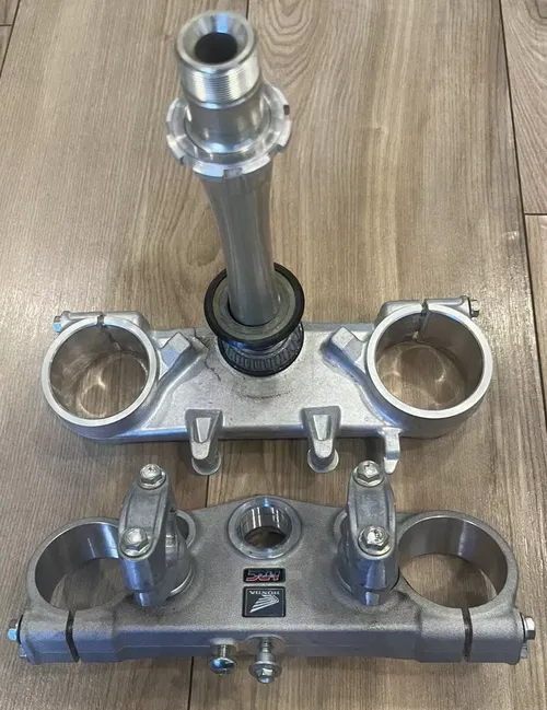 NEW 2021 - 2024 Honda CRF450R OEM Triple Clamps CRF250R 2022 - 2024 CRF 250 450