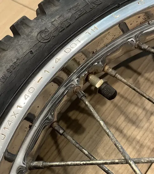 kawasaki klx 110 Front Wheel Rim With Tire 2005