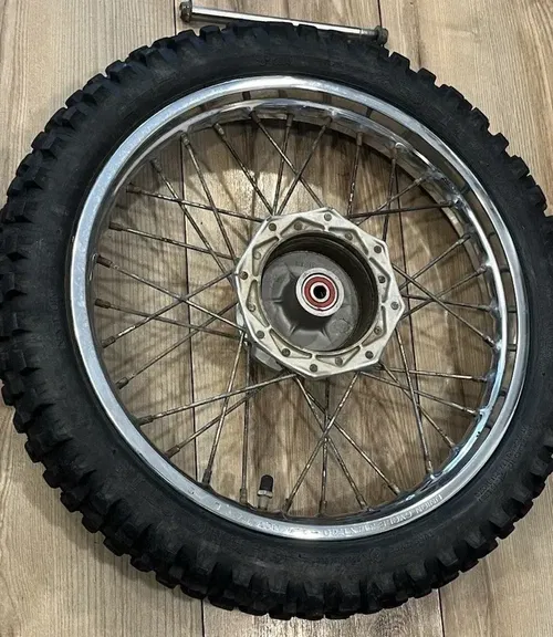 kawasaki klx 110 Front Wheel Rim With Tire 2005