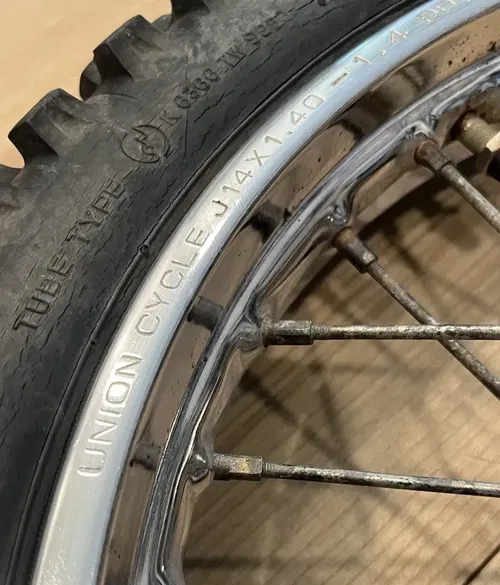 kawasaki klx 110 Front Wheel Rim With Tire 2005