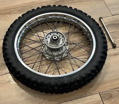 kawasaki klx 110 Front Wheel Rim With Tire 2005