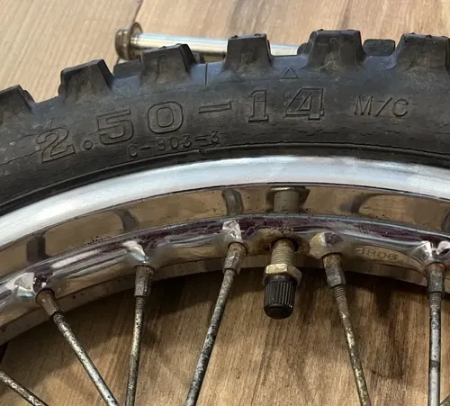 kawasaki klx 110 Front Wheel Rim With Tire 2005