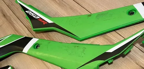 KAWASAKI KX250 PLASTIC FENDERS  SHROUDS PLATES PANELS OEM KX250
