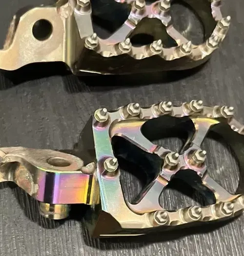 Flo FPEG-792J Pro Series JET FUEL Footpegs for Kawasaki 06+ KX250 & 07+ KX450