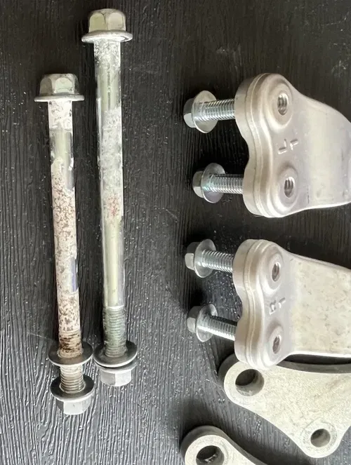 2019 2020 Yamaha YZ 250F YZ250F Motor Mounts Bottom Bolts B7B-21417-00-00