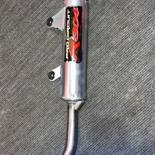 Pro Circuit R304