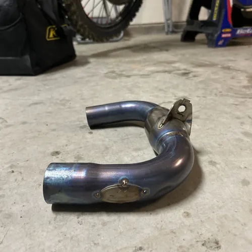Titanium mega bomb header pipe