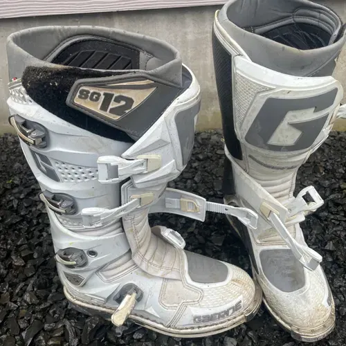 Gaerne Dirt Bike And Motocross Boots MX Locker