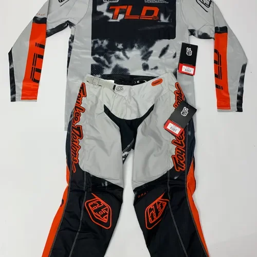 Troy Lee Designs GP Astro Gear Set M/32 - Light Gray/Orange - Medium Jersey, 32