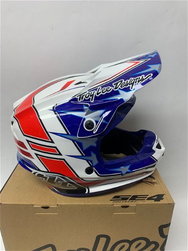 Troy Lee Designs SE4 Polyacrylite Flagstaff Helmet Size Large