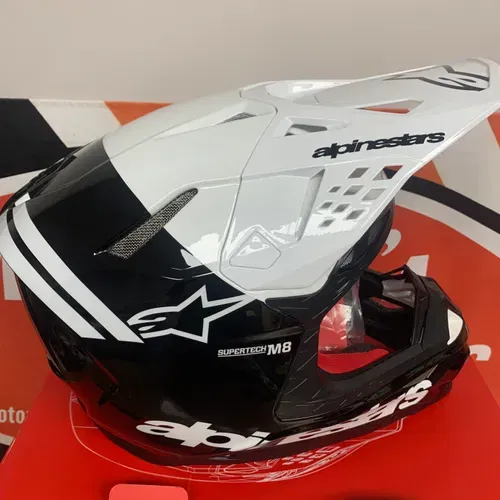 Alpinestars Supertech S-M8 Radium Helmet