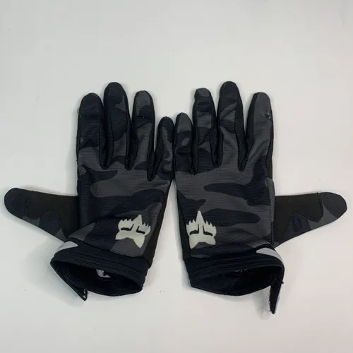 Fox 180 BNKR Gloves Size Large New Without Tags