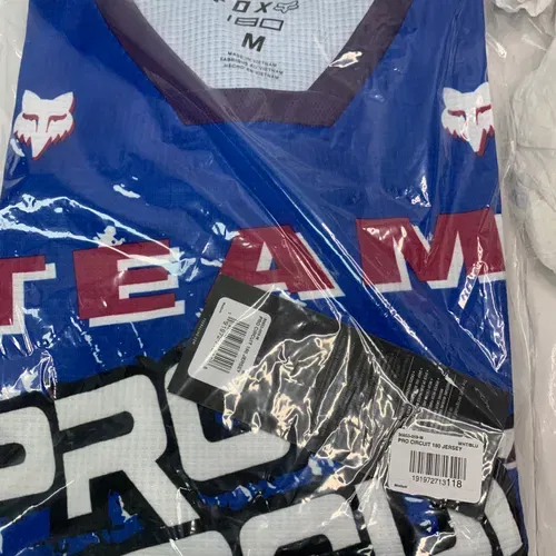 Fox Racing 180 Pro Circuit Gear Set Size Medium Jersey 32 Pant M/32
