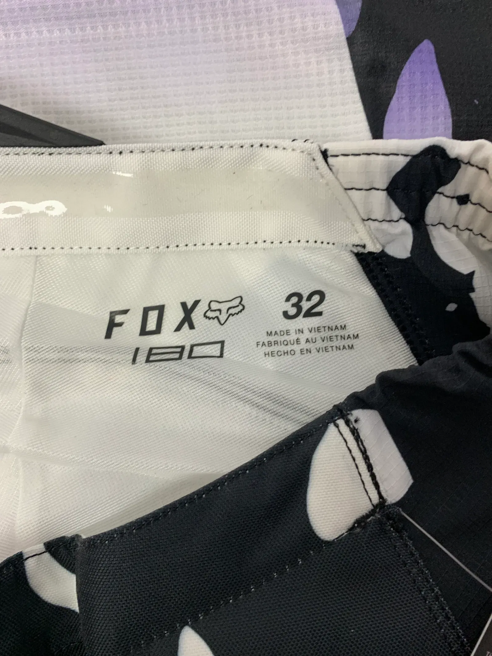 Fox Racing 180 Morphic Gear Set - Black/White - Medium