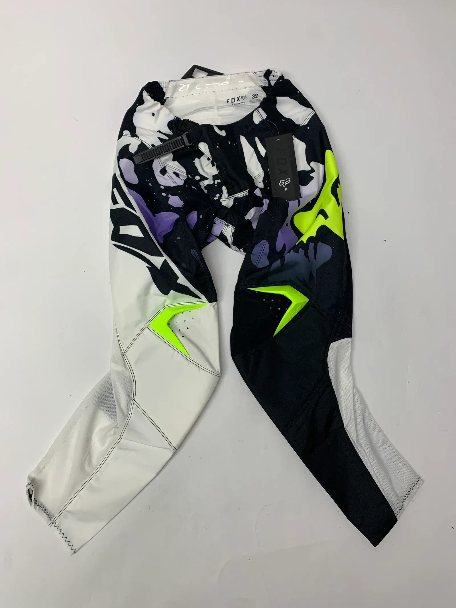 Fox Racing 180 Morphic Gear Set - Black/White - Medium